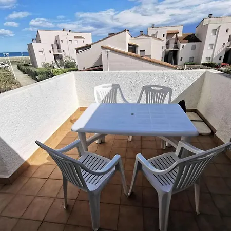 Les Zodiaques - 2 Pieces 4 Couchages Port Leucate. Ref: 1zod_k7 Mae-4904 Apartment Leucate